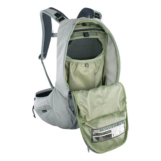 271077766.jpg